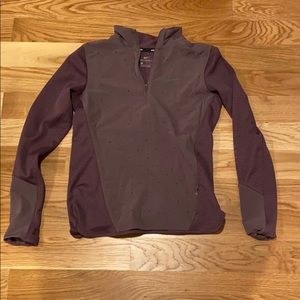 Nike running 1/2 zip